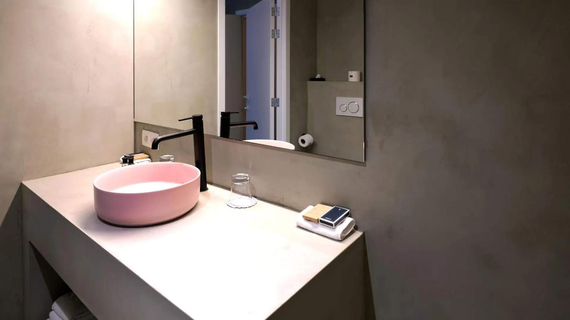 Hotel 'T Sandt Antwerp 4*,  Belgium