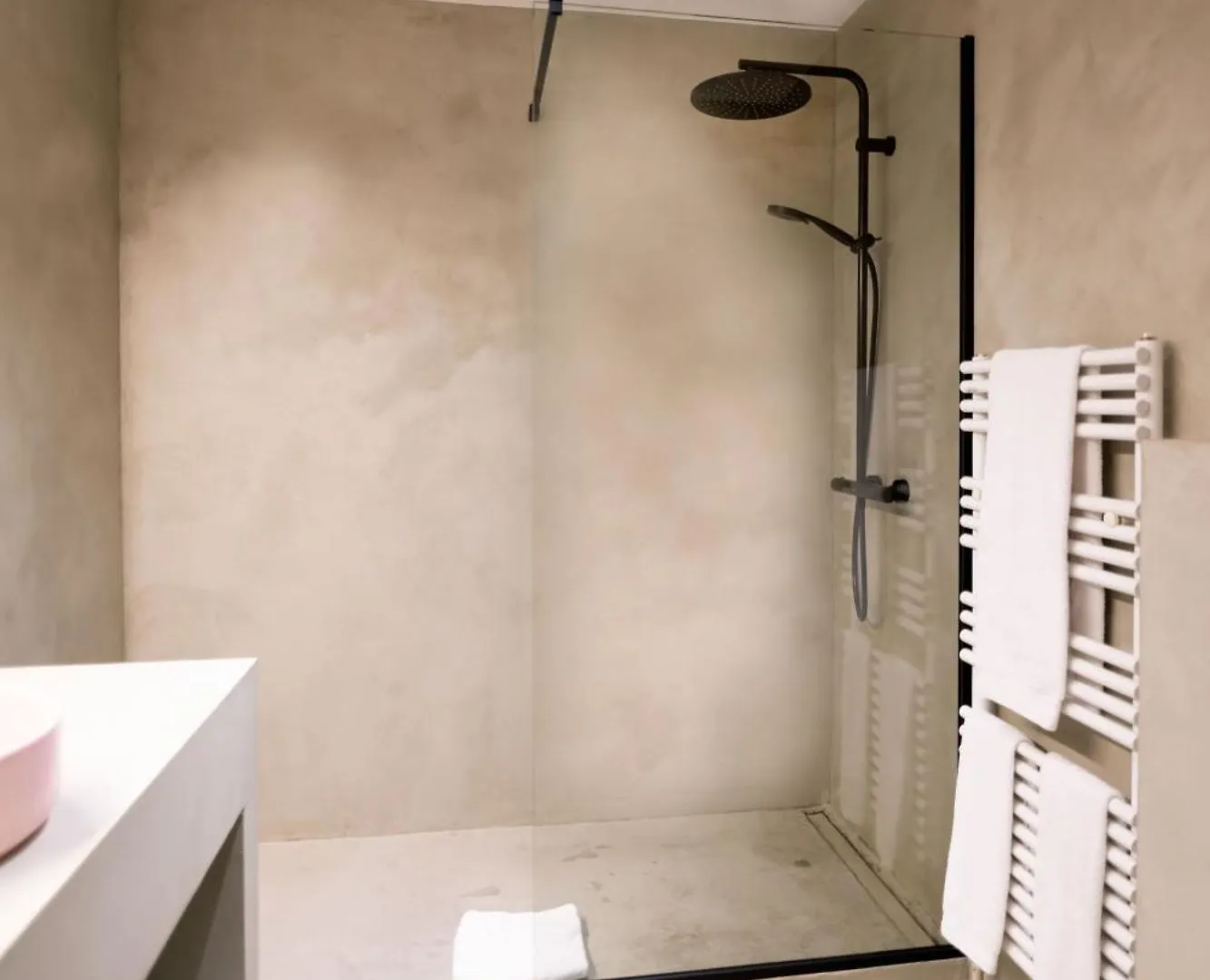 Hotel 'T Sandt Antwerp 4*,